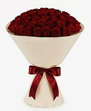 Букет 101 Бордовая роза Блэк Бакарра в Черногорске