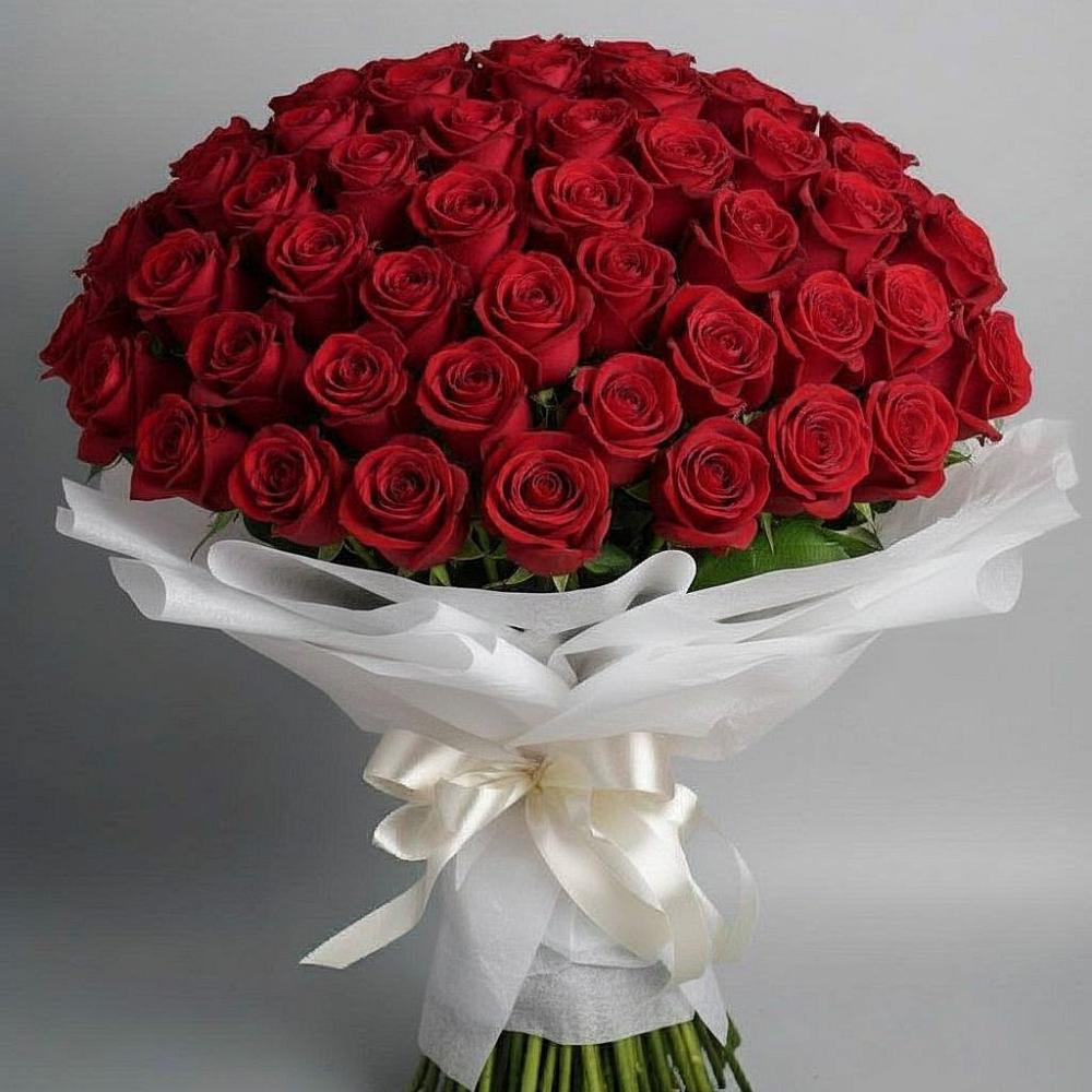 Букет 101 Красная роза Блэк Мэджик в Черногорске