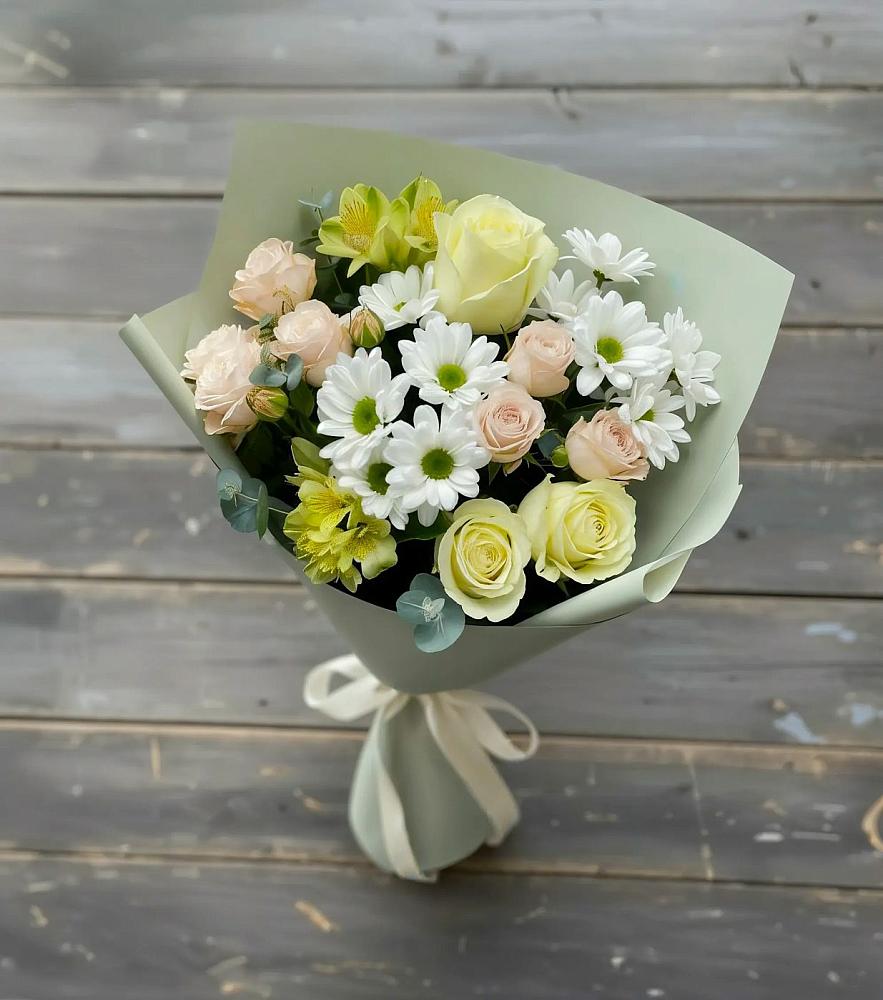 Букет цветов из: Альстромерии, Розы и Хризантемы в Черногорске