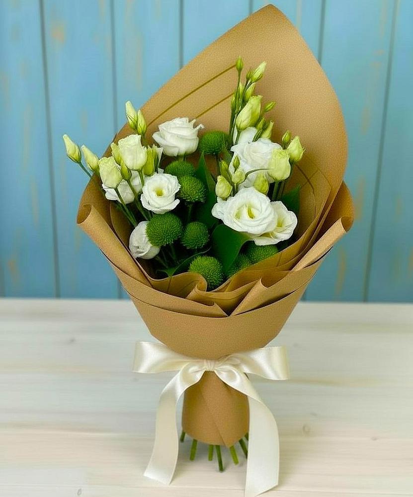 Букет цветов из: Хризантемы и Лизиантусы в Черногорске