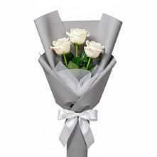 Букет 3 белые розы #REPLACE_PRED# Черногорске