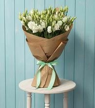 Букет цветов из:  Лизиантусы в Черногорске