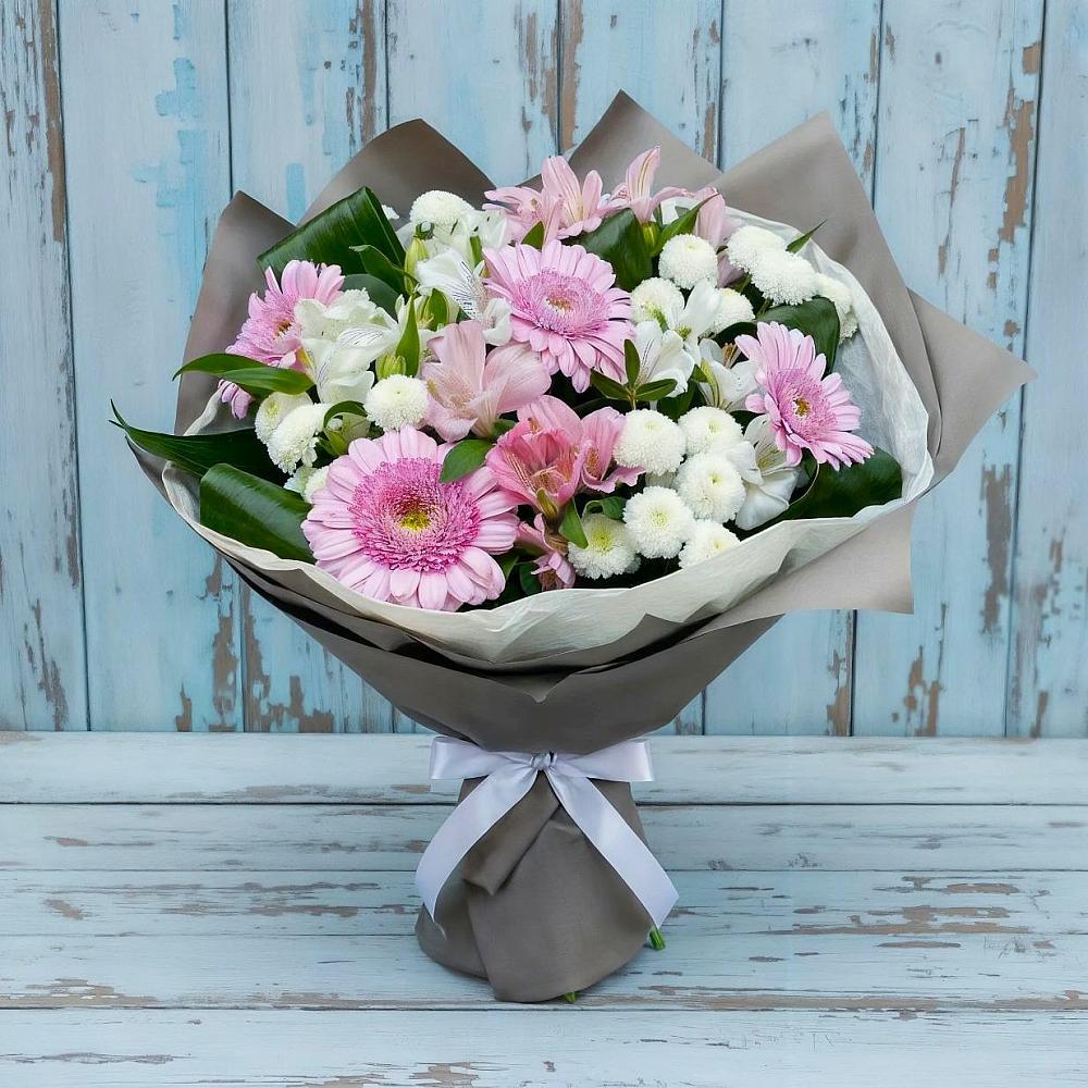 Букет цветов из: Герберы, Альстромерии и Хризантемы в Черногорске