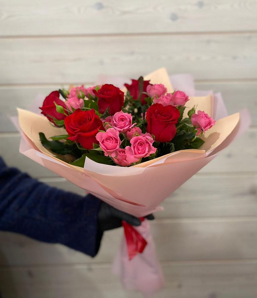 Букет цветов из: Розы в Черногорске