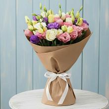 Букет цветов из:  Лизиантусы в Черногорске